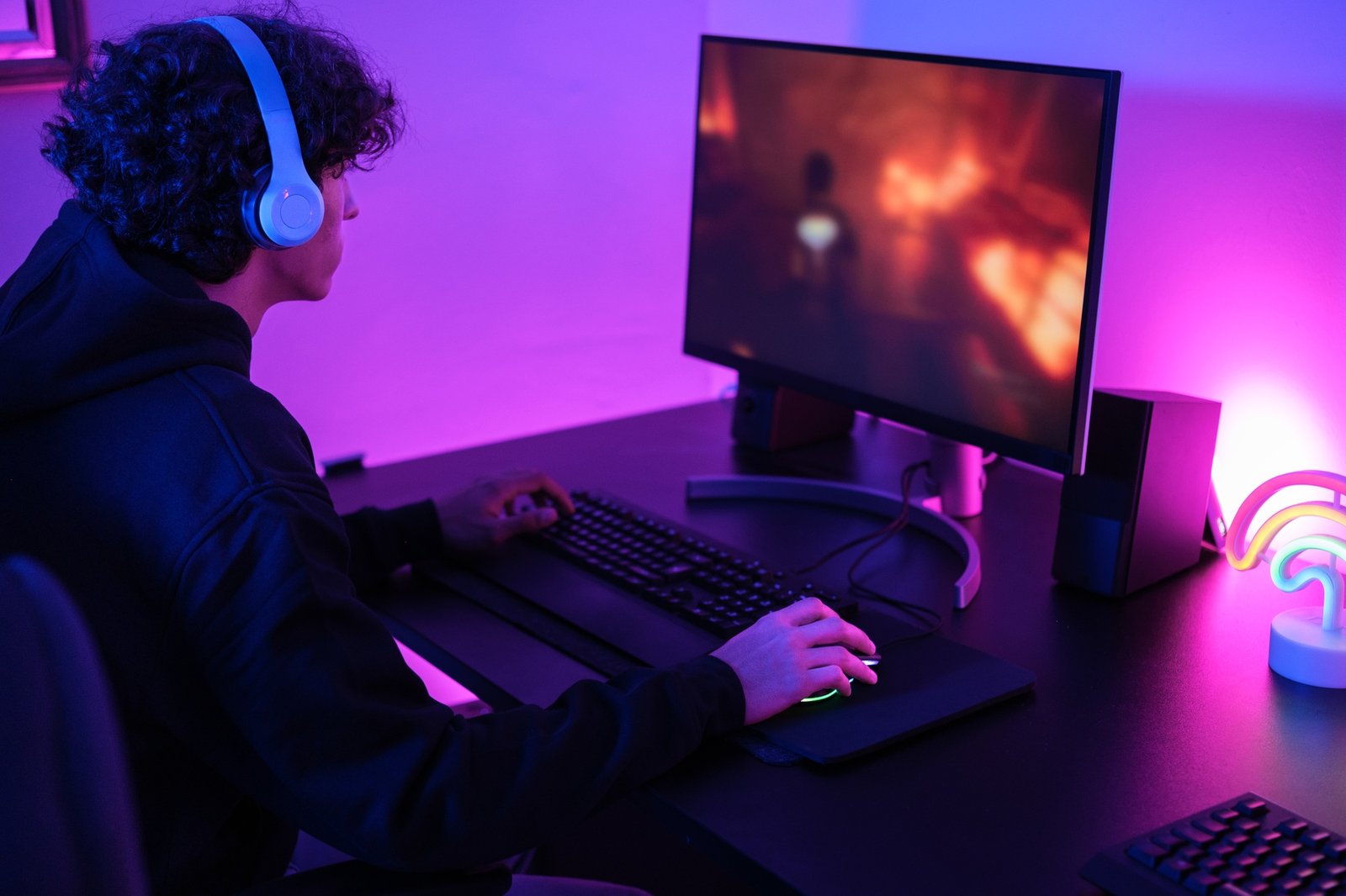 “Interactive Gaming: From Couch to Championship”